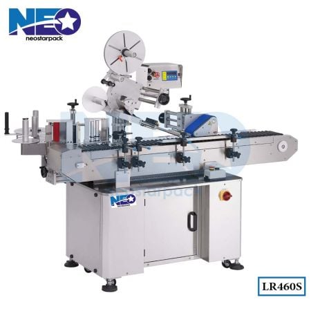 Étiqueteuse horizontale ronde avec applicateur latéral - Machine d'étiquetage de bouteilles rondes horizontales